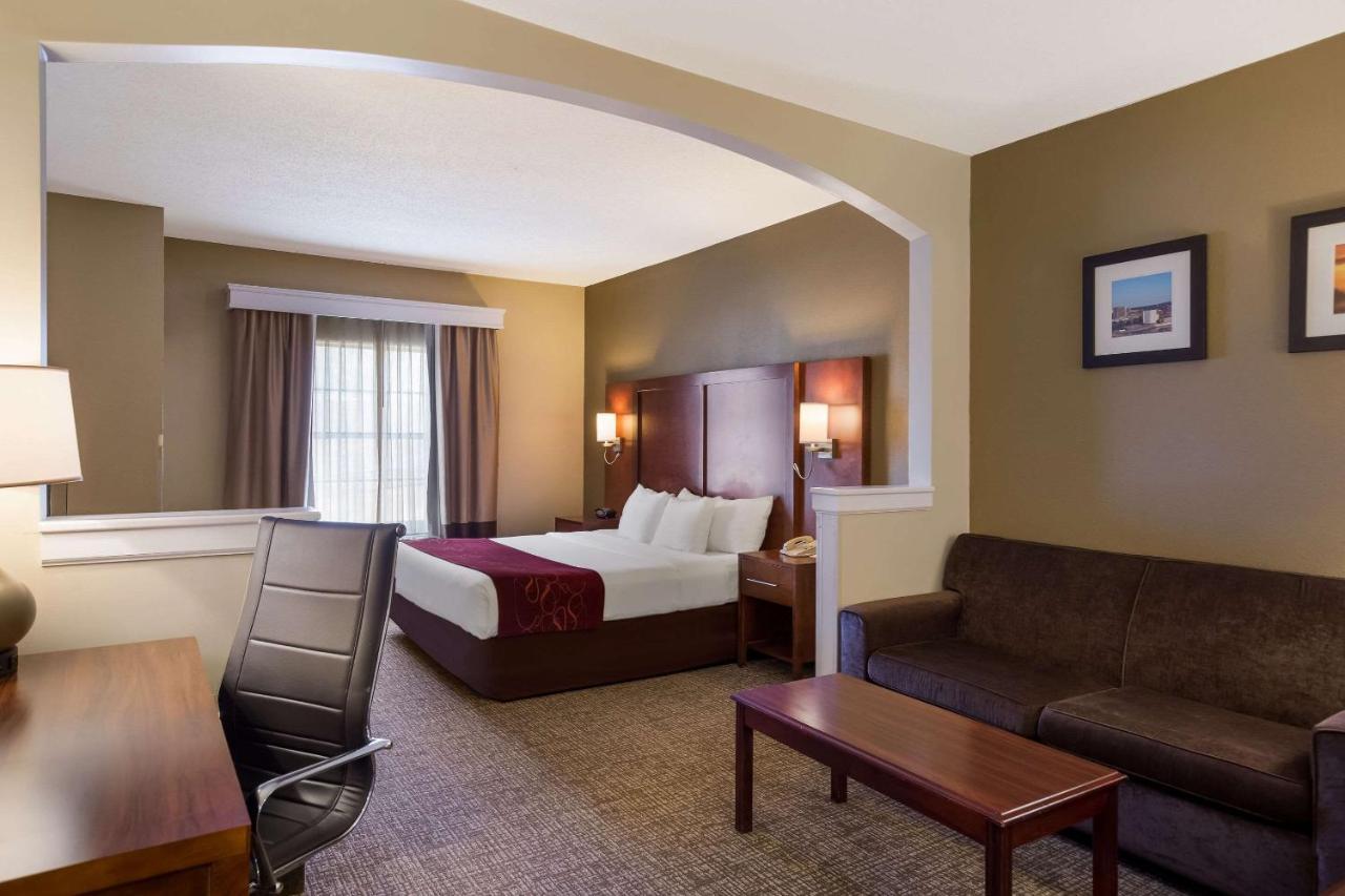 Comfort Suites Near University North Brunswick Εξωτερικό φωτογραφία